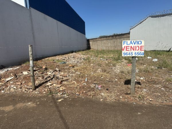 terrenos Av Araguari, beira rio