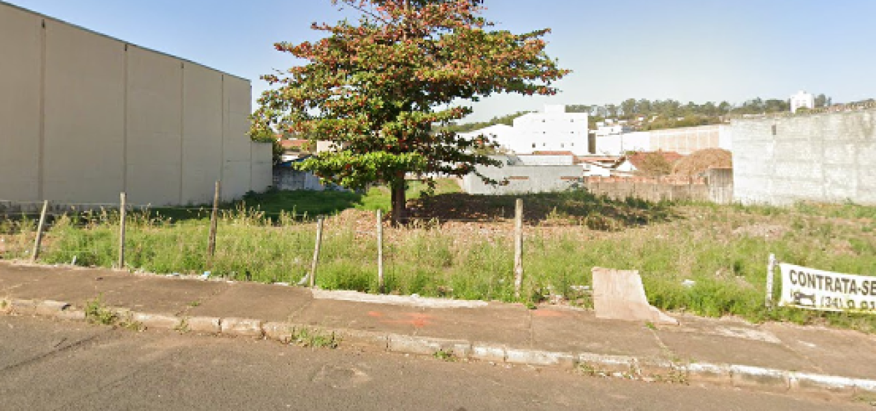 terreno Av. Fernando Vilela